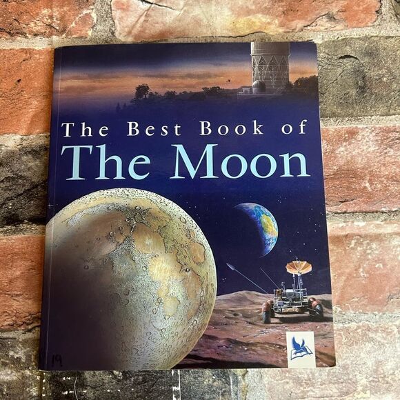 5 for $25🔥The Best Book of The Moon by Ian Graham - Picture 1 of 4
